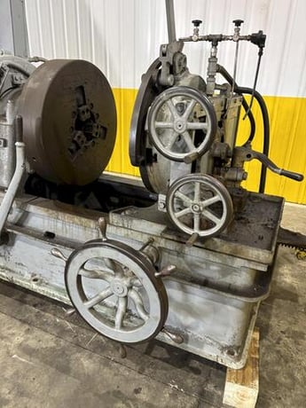 6" Landis #6P, Receding Die Head Pipe Threader, 10.8-36.7 RPM, 22" Carriage, 28" Front Chuck, 32" Rear Chuck - Image 10