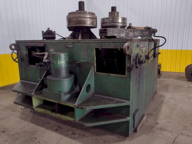 8" x 8" x 3/4" Haeusler #HPR-20VH, Horizontal & Vertical Hydraulic Pipe & Angle Roll, (2) 50 HP, 1981 - Image 1