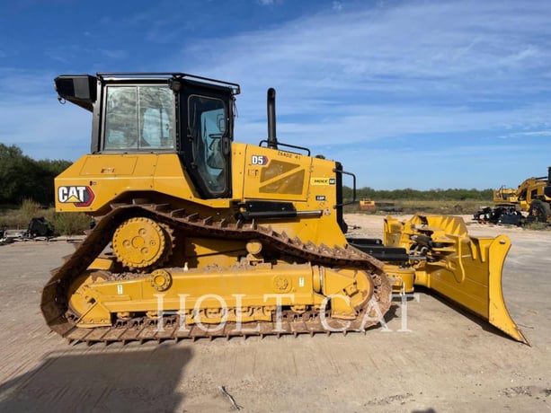 Caterpillar D5 LGPVP3, Crawler Dozer, 396 hours, S/N: Z6A02541, 2024 - Image 2