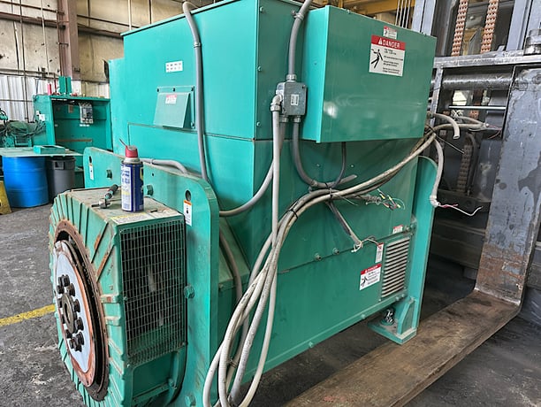 2000 KW, 1800 RPM, Stamford, generator end, 7200/12470 Volts, 3-phase, sound attenuated enclosure 00, 2000 - Image 3