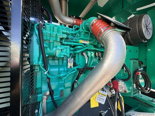 300 KW Cummins #DQDAC, diesel gen, QSL9-G7 engine, 418 HP, Tier 3, 120/208 Volts, PMG, UL 2200, weatherproof - Image 7