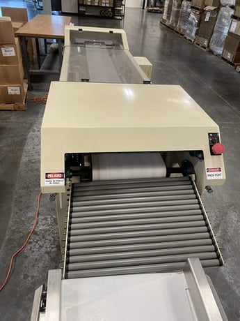 NEDCO #E-Z-Fold-2000-S, Auto Textile Folder, w/ bag & seal, 1,000 items/hr, 110 V., 100 psi, 3-5 CFM, OEM - Image 7