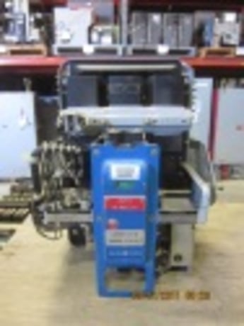 600 Amps, General Electric, AK-6A-25-E, electrically operated, drawout, #AB4203 - Image 2