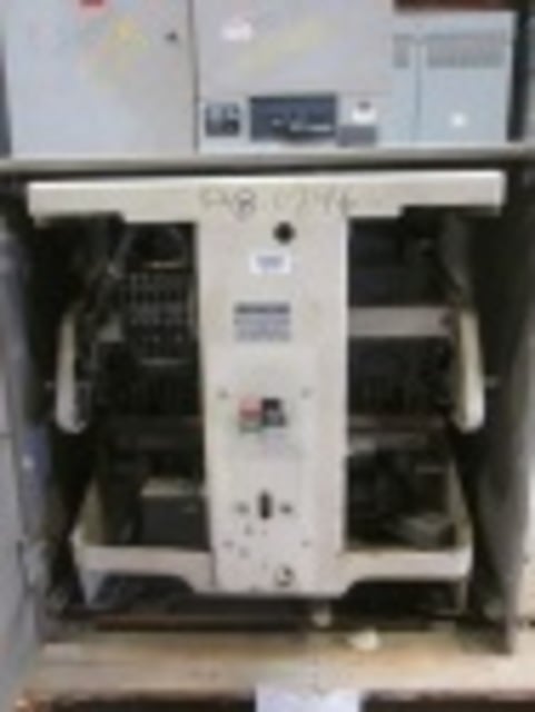 3000 Amps, General Electric, AK-2-75-3, electrically operated, drawout, #AB0746 - Image 3