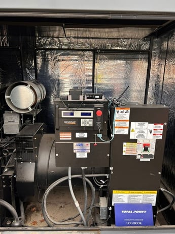 300 KW Generac #SG300, Natural gas generator, Standby, 347-600 Volts, 2013 - Image 6