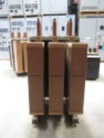 1200 Amps, General Electric, AM-13.8-750-5LB, electrically operated, drawout, #AB0770 - Image 3