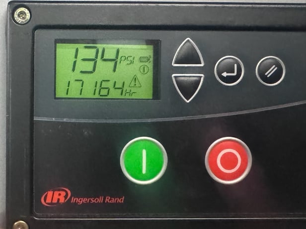 135 psi, Ingersoll-Rand #R4i-A135, rotary screw air compressor w/ tank, 5 HP, Xe50 Microprocessor Control - Image 5