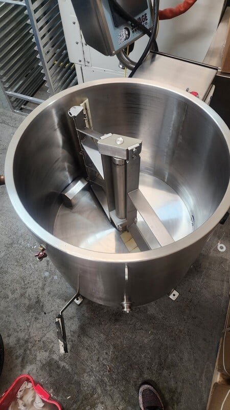 Savage Brother s #1470-34-100, Chocolate tempering, 3ph - Image 10