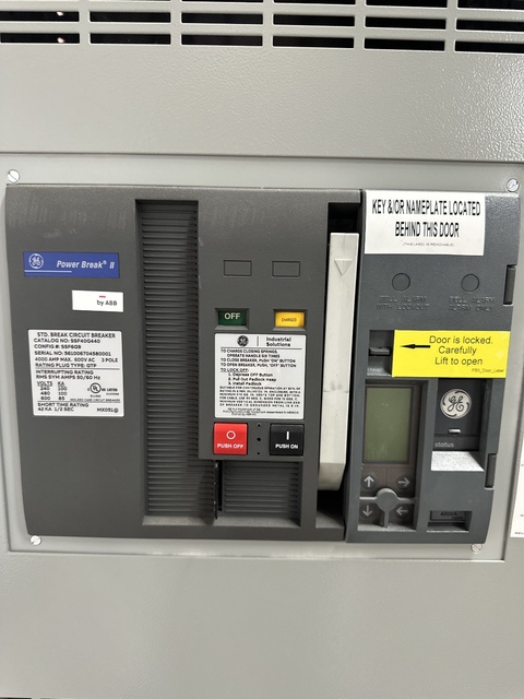 4000 Amps, General Electric, Main Breaker Distribution Panelboard 277/480 Volts, 3P4W Indoor LIG RELT - Image 1