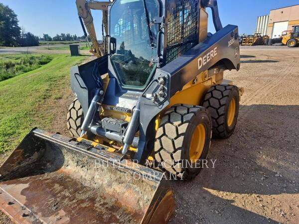 Deere & Co. 332G, Skid Steer Loader, 1133 hours, S/N: 1T0332GMHJF344829, 2019 - Image 1