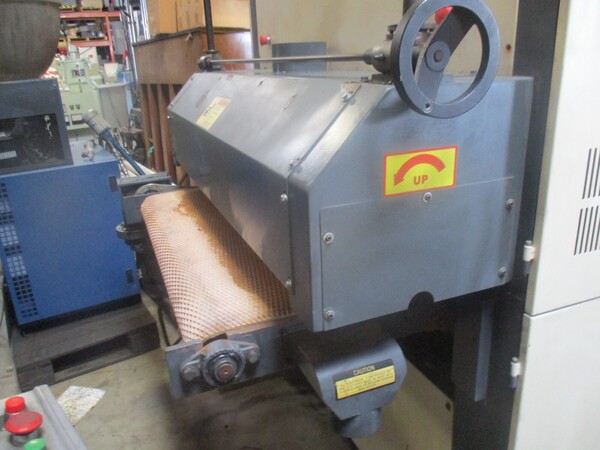 Timesavers #23-Series, orbital & brush sander for wood finishing - Image 8