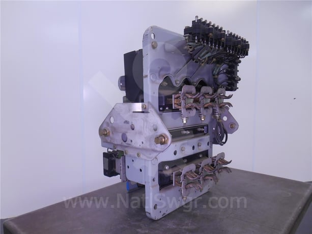600 Amps GE Ak-na-25 Eo/do (ak-_a-25) 125 Volts DC Close, 120 Volts AC Trip - Image 4