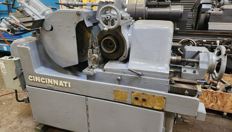Cincinnati No. 2 Mdl. Cincinnati, centerless grinder, 20" diameter x 12" hole x 8" wide - Image 1
