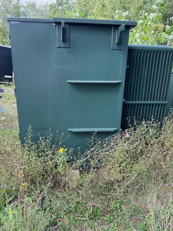 2000 KVA 27600Wye/13800 Primary, 4160/2400 Secondary, CES, padmount transformer, dead front radial feed, 2015 - Image 2