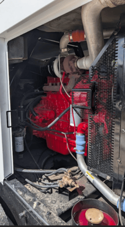 150 KW Cummins #C150D6R, 7992 hours, 2013 - Image 8
