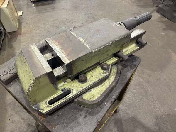 Advanced Advanced Lock System System machine vise, 8" vise opening, 30" vise length, swivel base - Image 5