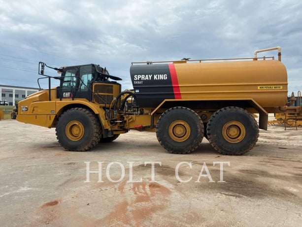 Caterpillar W00 740, Water Truck, 1719 hours, S/N: 3T805817, 2024 - Image 1