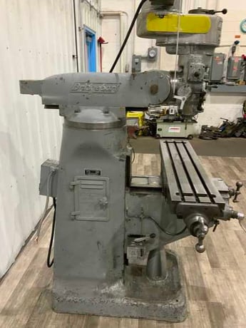 Bridgeport, vertical mill, 9" x42" table, 1 HP, power feed on table, R-8, 30" long. travel, 9" cross travel - Image 6