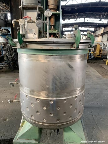 95 gallon Twin motion vacuum mixer, 30" x 29", 10/10 HP, on board .90 KW vacuum pump, floor mounted - Image 9