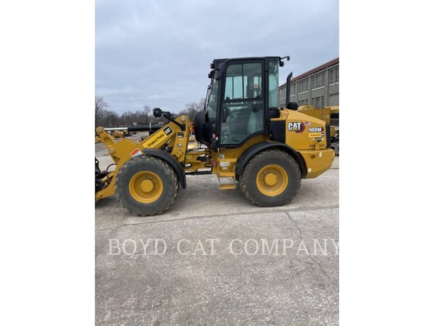 Cat 908M, Wheel Loader, 758 hours, S/N: K5802582, 2021 - Image 3