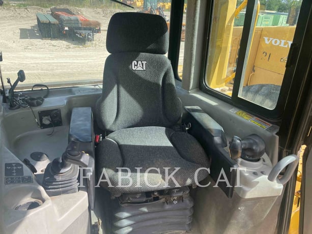 Caterpillar D6TLGVPAT4, Crawler Dozer, 12803 hours, S/N: KSB01592, 2013 - Image 7