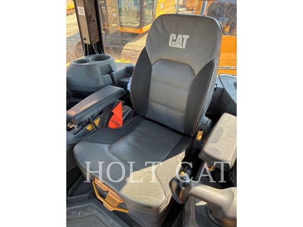 Cat D6XELGPVP3, Wheel Loader, 875 hours, S/N: LRG01283, 2024 - Image 7
