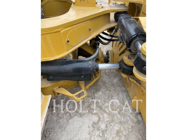 Caterpillar D6XELGPVP3, Crawler Dozer, 768 hours, S/N: LRG01329, 2025 - Image 7