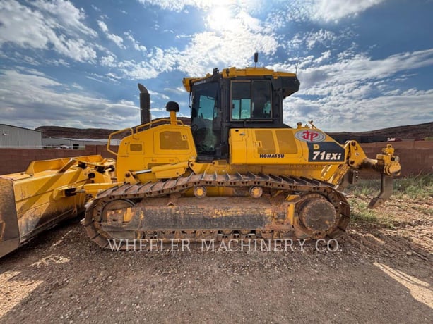 Komatsu D71EXI-24, Crawler Dozer, 9698 hours, S/N: 70753, 2022 - Image 1