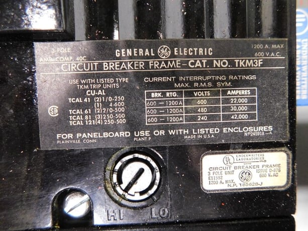 1200 Amp. General Electric, CCB, panelboard, 4 wire, 120/208 Volts, 3 phase - Image 6