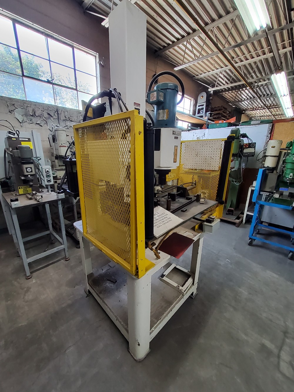 VSI #20, Orbital Rivet Machine - Image 4