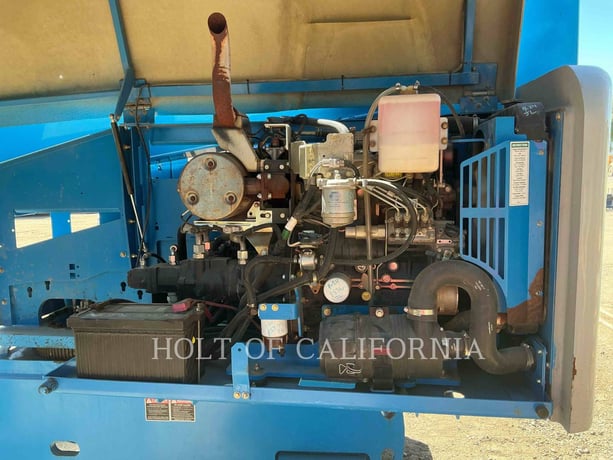 Genie Industries S-45, Articulated Boom Lift, 2297 hours, S/N: S4514-20123, 2014 - Image 7