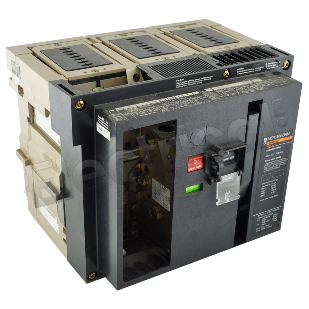 3000 Amps, Merlin Gerin, Masterpact MP30 H1, circuit breaker, 3 pole, shunt trip, 600 Volts - Image 1