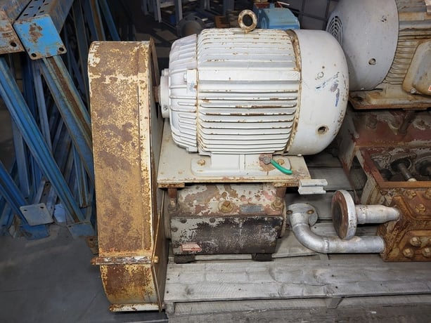 16.8 GPM @ 1200 psi, Union Pump, 1-3/9x2-3/4 triplex plunger pump TD-30, with 15 HP motor - Image 4