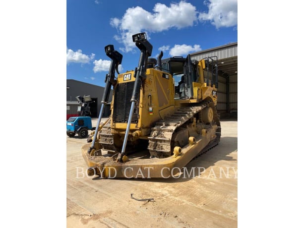 Caterpillar D8T, Crawler Dozer, 2412 hours, S/N: FMC01831, 2018 - Image 1