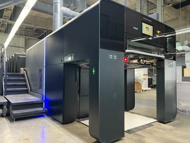 KBA #Rapida-106x-RDC-8-SW5+L, Sheetfed offset printer, (8) Color, Coater, 157M impressions, 18000 SPH, 2020 - Image 3
