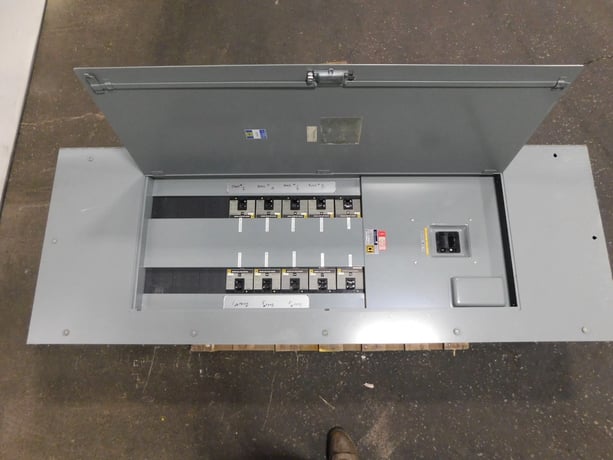 600 Amp. Square D, HCM 44-0890575, I-Line panelboard, 4 wire, 120/208 Volts - Image 3