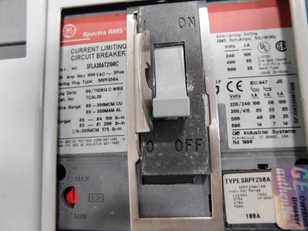 1200 Amp. General Electric, APB4475D, Spectra Series, panelboard, 4-wire, 277/480Y Volts, 3 phase - Image 9