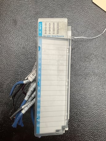 Allen-Bradley BRADLEY 1769-IQ16 /A CompactLogix DC Input Module 16 Pt USED - Image 1