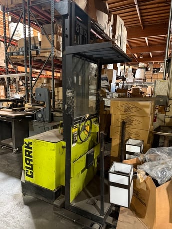 1500 lb. Clark, order picker - Image 1