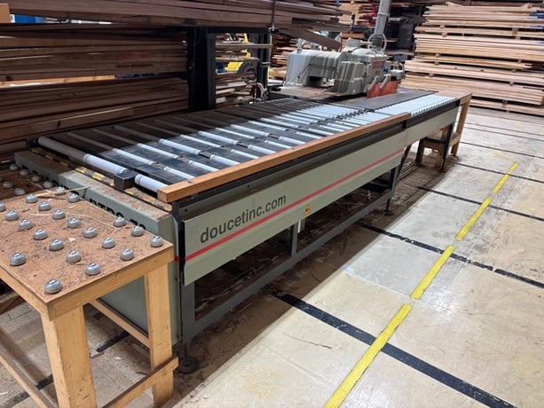 54" wide x 8.4' long, Doucet #BTRS-70-30-96-12-162, Return Conveyor, w/ side tble 14" width x 66" L, 2008 - Image 1