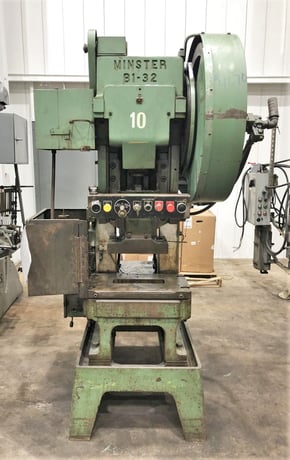 32 Ton, Minster #BI-32, Press, 450 SPM, 1.5" stroke, 10.75" Shut Height, 2.25" adjustment - Image 1