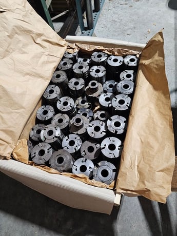 Weinig #Unimat-22E, Moulder, 6-Head, 1-1/2" spindle, 6000 RPM, 18-118 FPM, w/ tables & parts - Image 4