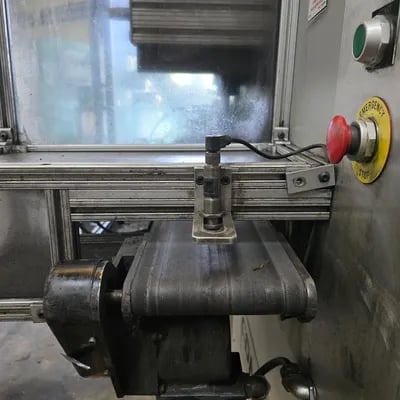 CDMC #1000, Twin-Head Gear Deburring Machine w/Shuttle Loading In/Out Conveyor, 8" diameter Max capacity - Image 10