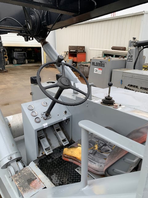 68000 lb. TWO-30, Twin Lift, w/ Jib Crane Ext & Fork Truck Jibs, 100 HP, propane, Ford, 16-25' boom - Image 9
