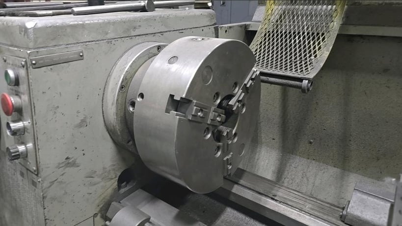 17" x 60" Clausing #17X60, Engine Lathe, 10.5" swing over cross slide, 1600 RPM, 3" bore, inch/metric thread - Image 7