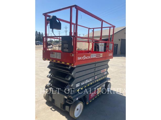 Skyjack, Inc. SCISSOR40E, Lift Scissor, 75 hours, S/N: A103002309, 2022 - Image 1