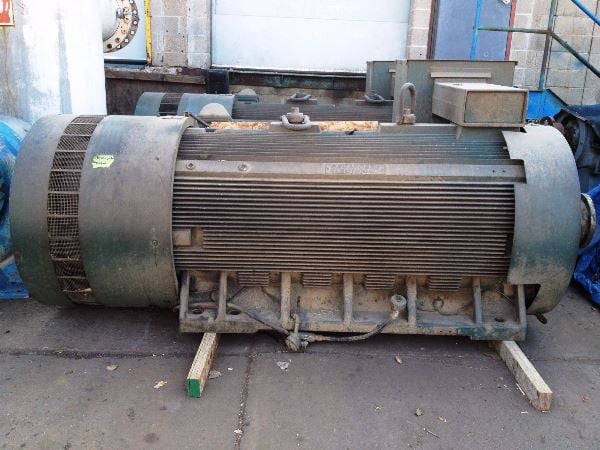 1200 HP 1197 RPM Reliance, Frame 40CMG50, TEFC, ind motor, 4000 Volts (2 available) - Image 1