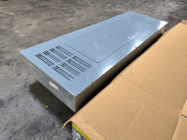 400 Amp. Square D, NQ442L4C NQ, Panelboard, 240 Volts, 3PH, 4 Wire, 42 Space, w/ 5 breakers, & breaker kit - Image 8