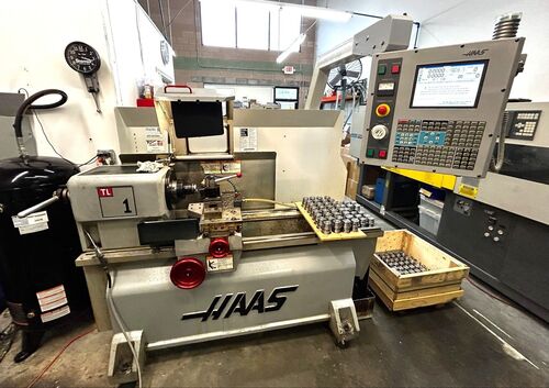 Haas #TL-1, CNC lathe, 16" swing, 10" chuck, 1.7" bar, 16" diameter x 30" L max cut, 30" centers, 7.5 HP - Image 1