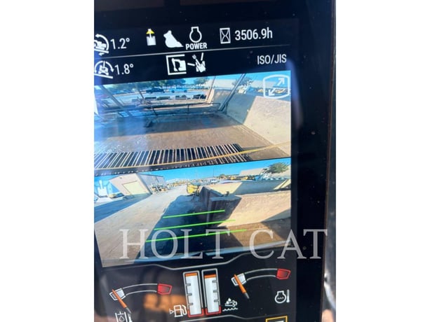 Caterpillar 352 11, Crawler Excavator, 3602 hours, S/N: KXH00323, 2023 - Image 5